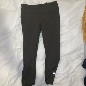 Lululemon Cropped Leggings